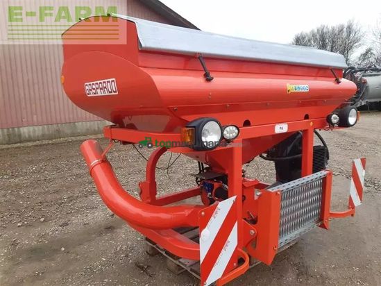 Sembradora monograno mecanica - Gaspardo - fronttank pa1