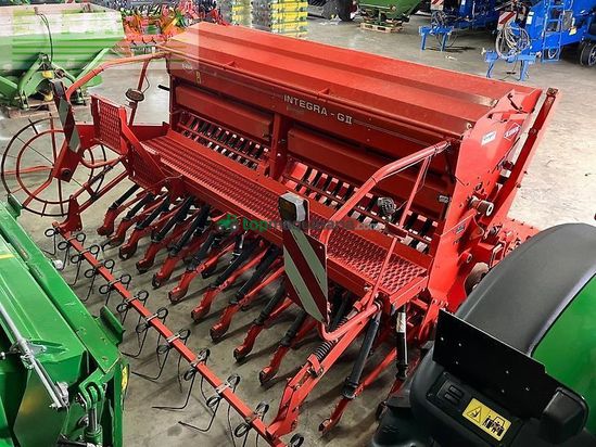 Combinado de siembra - Kuhn - integra/hrb302d