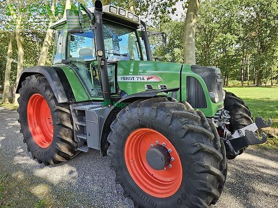 Tractor agrícola - Fendt - 714 com2 vario (711 712 716 )