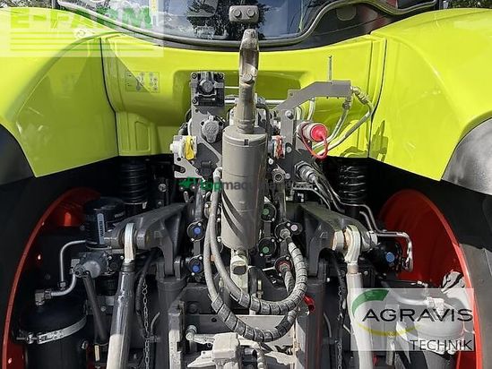 Tractor agrícola - Claas - arion 550 cmatic cebis