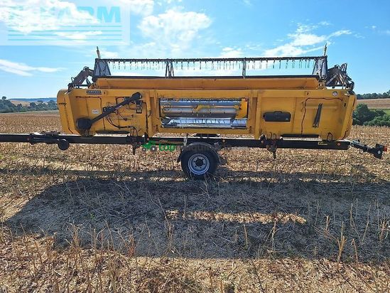 Cosechadora de Cereal - New Holland - cx 5090 elevation im kundenauftrag