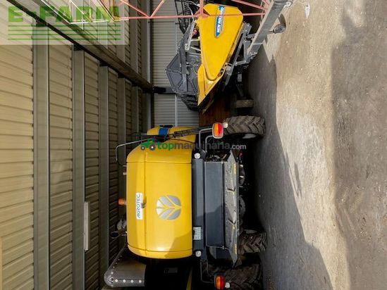 Cosechadora de Cereal - New Holland - CX6090