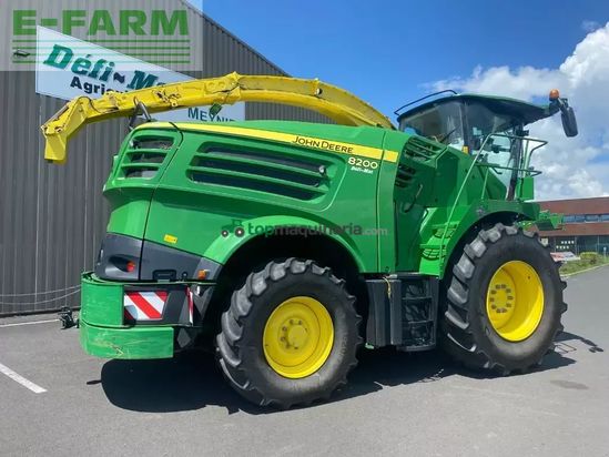 Cosechadora de Cereal - John Deere - 8200
