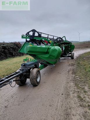 Cosechadora de Cereal - John Deere - t560