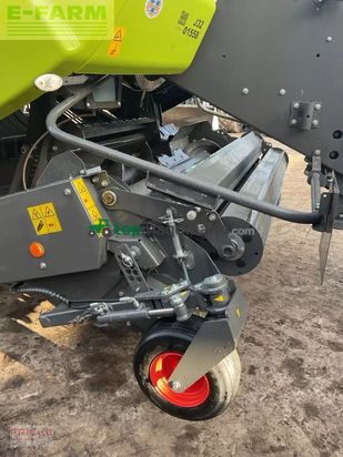 Empacadora gigant - Claas - quadrant 5300 evolution fc
