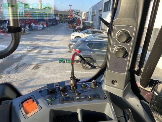 Tractor agrícola - Valtra - t235