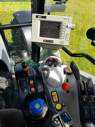 Tractor agrícola -  - traktor mf 8480 / neuer triebsatz, frontzapfwelle