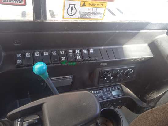 Miniexcavadora TAKEUCHI TB290