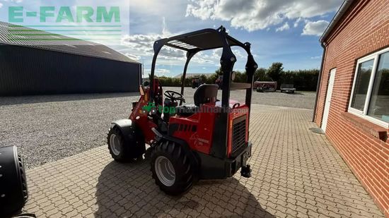 Minicargadora - Schaffer - nordic 30+