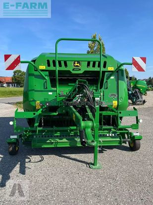 Empacadora gigant - John Deere - f441m