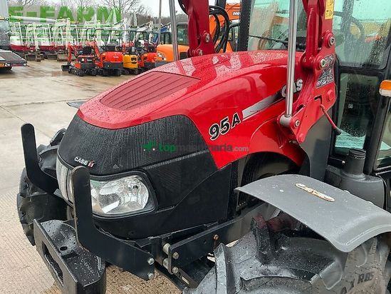 Tractor agrícola - Case IH - 95a tractor (st25756)