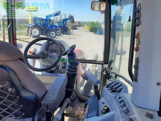 Tractor agrícola - Valtra - a114
