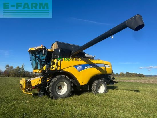 Cosechadora de Cereal - New Holland - CX 8080