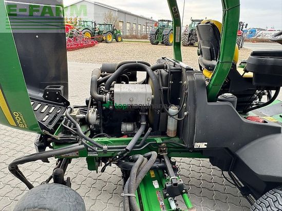 Cosechadora de Cereal - John Deere - 8700