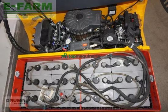 Elevadora - Jungheinrich - efg110 k