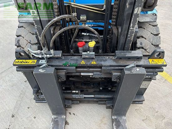 Elevadora - Mitsubishi - fd35ntd