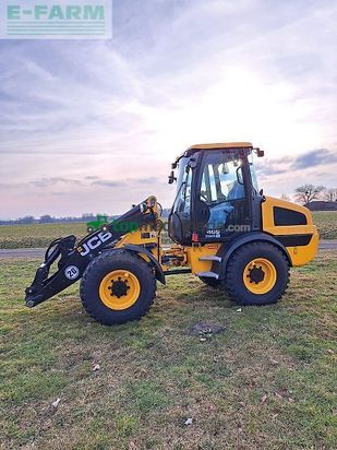 Minicargadora - JCB - 409 agri stufe v