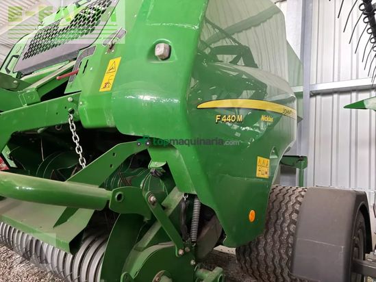 Empacadora gigant - John Deere - f440 m