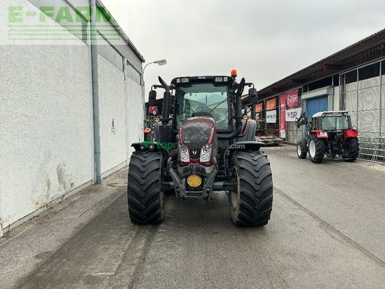 Tractor agrícola - Valtra - n 123
