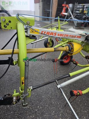 Henificador - Claas - volto 550 hr