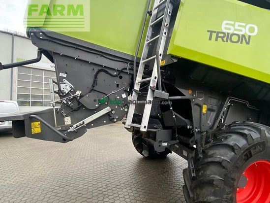 Cosechadora de Cereal - Claas - trion 650 mit vario 770