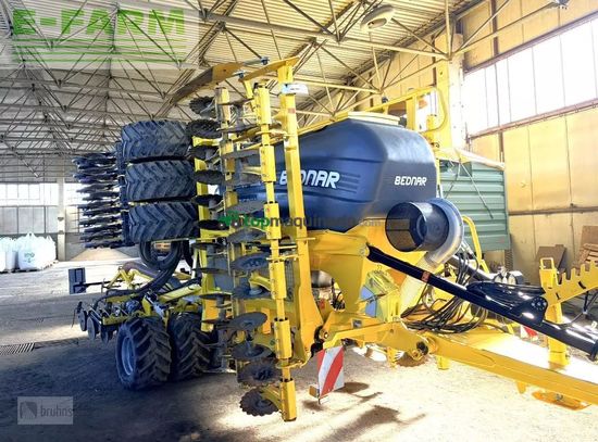Combinado de siembra - Bednar - omega 6000 l bj. 2021
