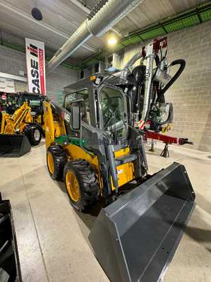 Minicargadora - MB CDM308