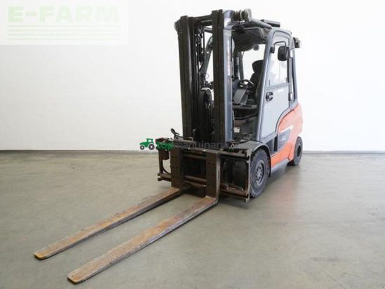 Elevadora - Linde - h 35 t 1202