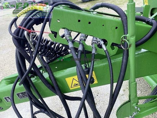 Empacadora gigant - John Deere - v 451 pm