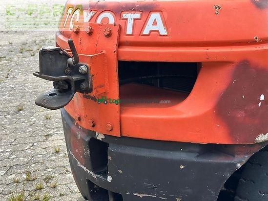 Elevadora - Toyota - 7fdf 30 gold edition