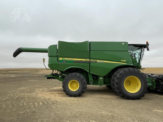 Cosechadora de Cereal - John Deere - S680