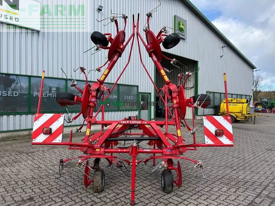 Henificador - Lely - lotus 770