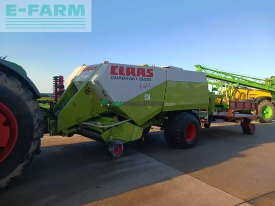 Empacadora gigant - Claas - quadrant 2200