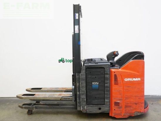 Elevadora - Linde - d 12 sp ion 133