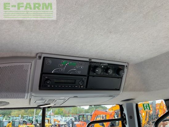 Tractor agrícola - Valtra - n134 hi tech tractor (st24314)