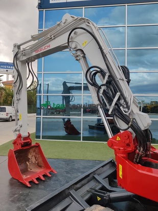 Excavadora - Takeuchi TB 80 FR