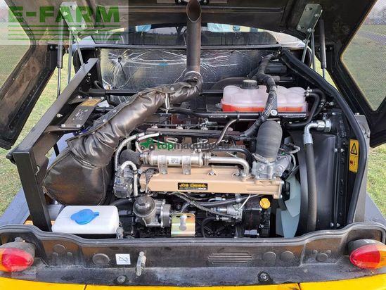 Minicargadora - JCB - 409 agri stufe v