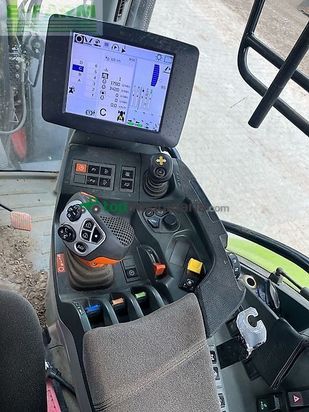 Tractor agrícola - Claas - arion 620 hexashift **black-weeks**