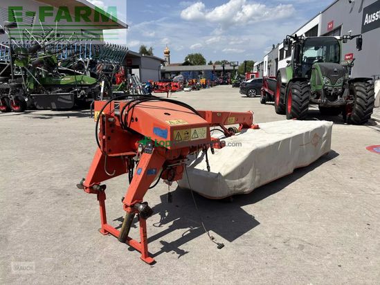 Cortacésped manual - Kuhn - gmd 802 lift control