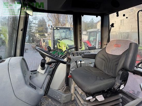 Tractor agrícola - Valtra - valmet 6200 + stoll robust f30