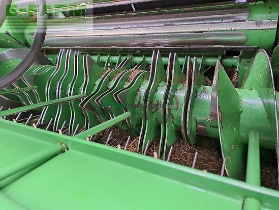 Empacadora gigant - John Deere - v461r