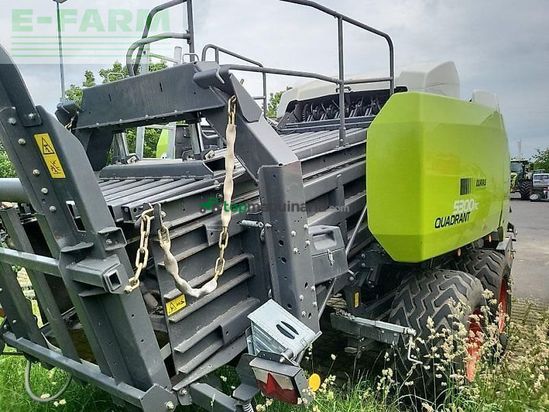 Empacadora gigant - Claas - quadrant 5300 rc t
