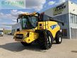 Cosechadora de Cereal - New Holland - cr9090 + v900
