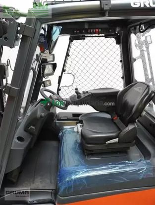 Elevadora - Linde - e 25 ion 387