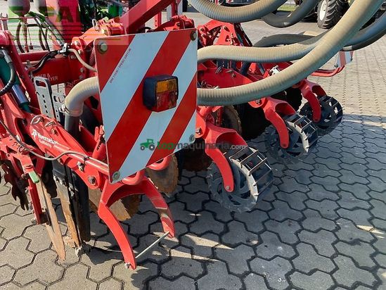 Arado - Kverneland - culti 8 reihig