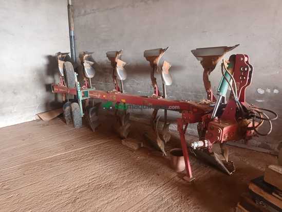 Arado KVERLAND LM100 Cabezal 200 de 5 cuerpos