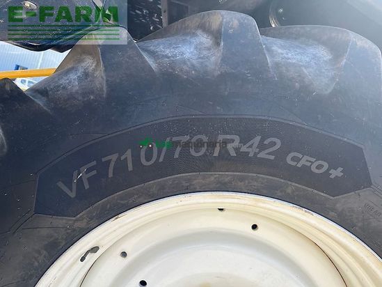 Cosechadora de Cereal - New Holland - cr 8.90