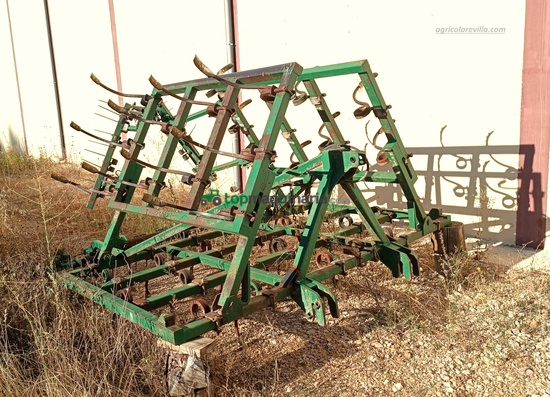 Vibrocultivador - Koskilde de 45 brazos de 20x20