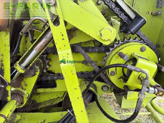Empacadora gigant - Claas - presse à balles rondes variant180 . claas