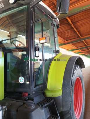 Tractor agrícola - Claas ARION 610  con Pala tenías 